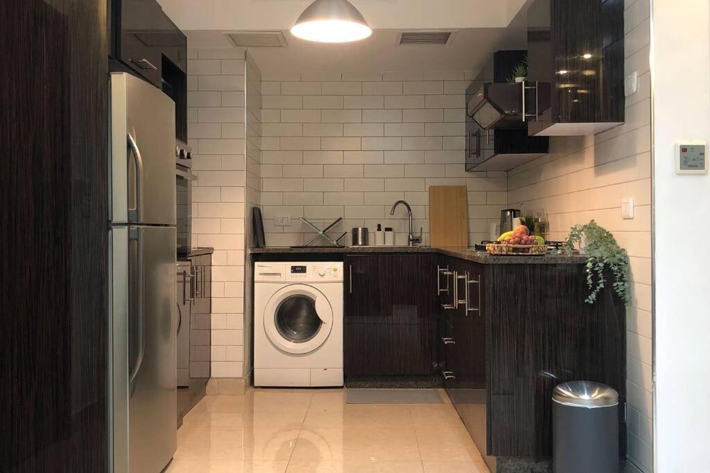 Luxury Apartment In Awesome Location In Amman Exteriör bild