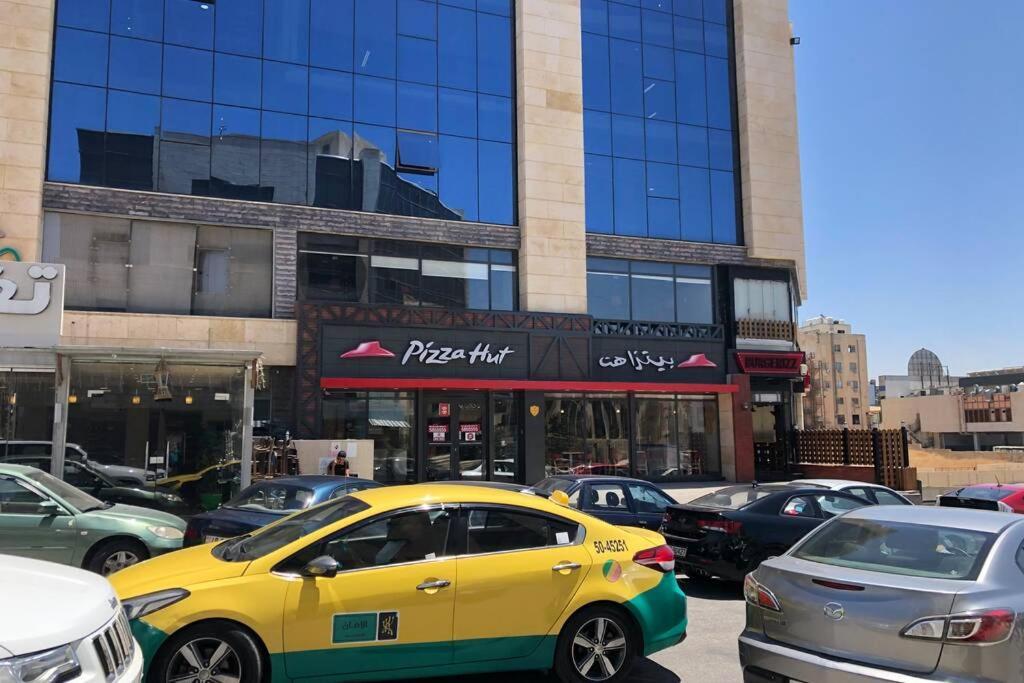 Luxury Apartment In Awesome Location In Amman Exteriör bild