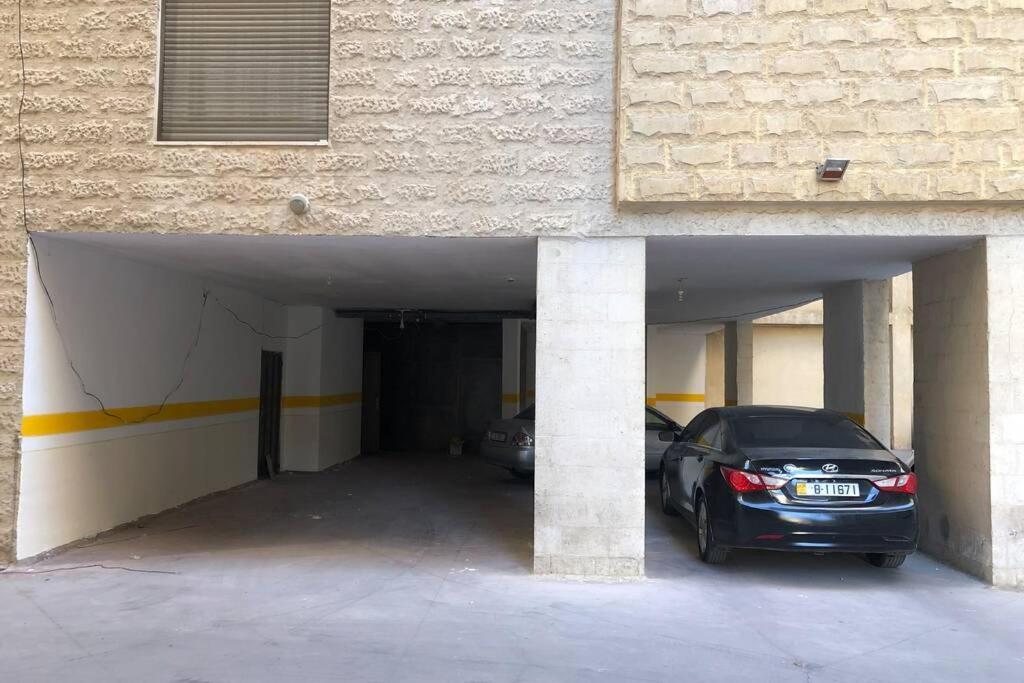 Luxury Apartment In Awesome Location In Amman Exteriör bild